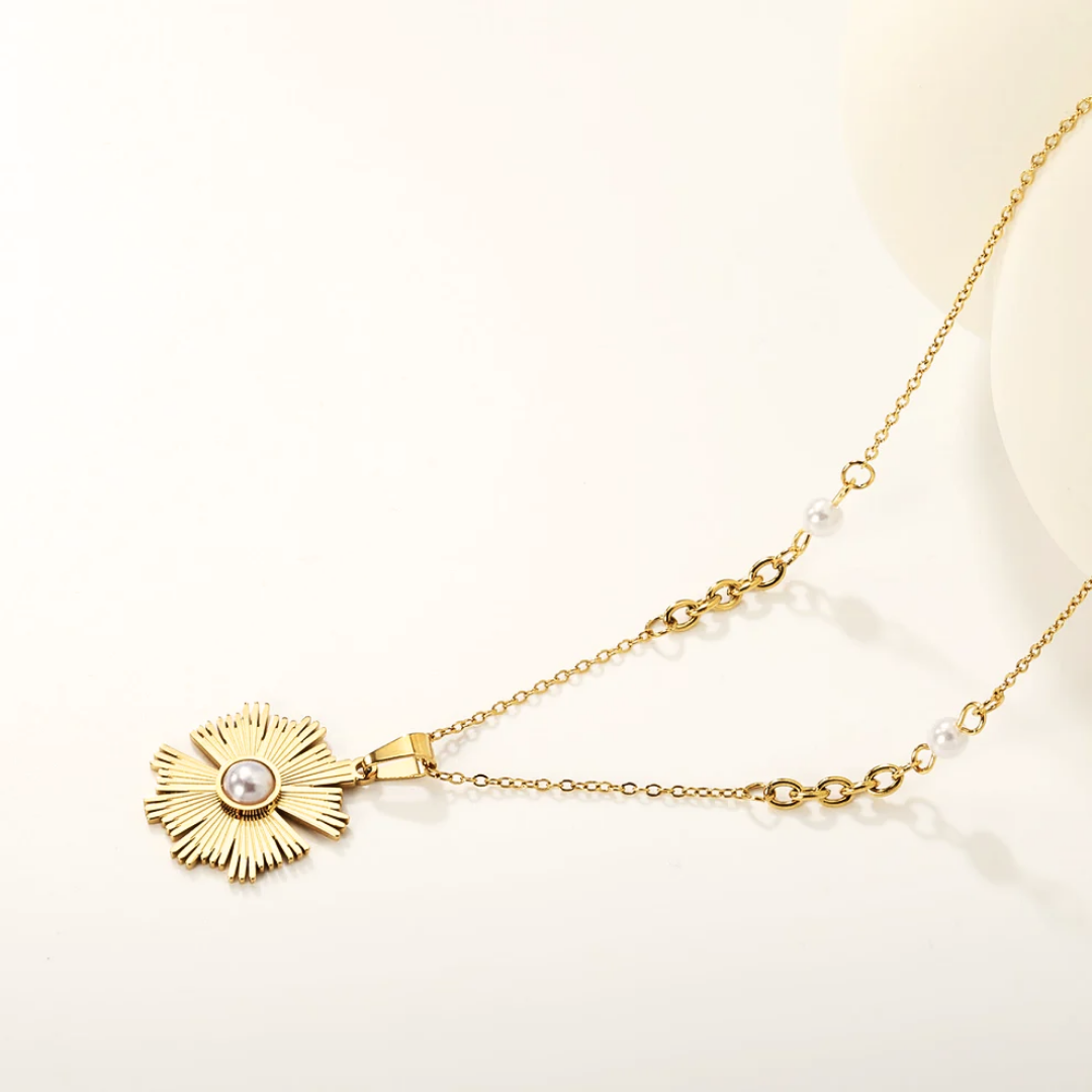 Collana Sole di Perla Oro 18K
