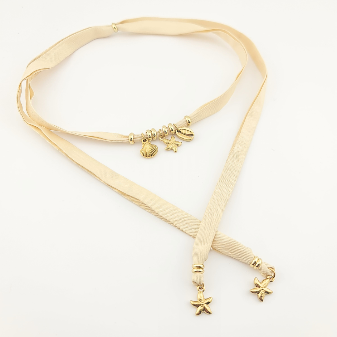 Collana con charms marini regolabile