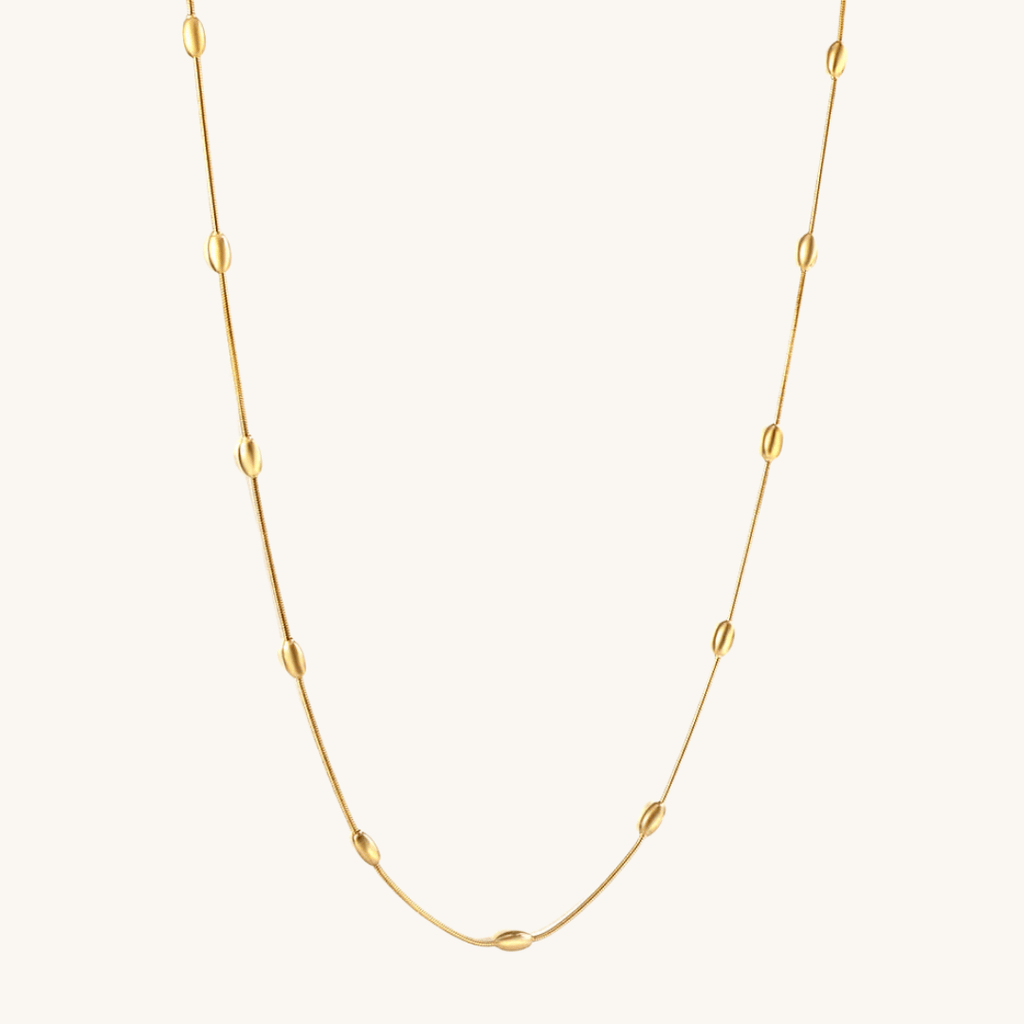 Collana in oro 18K waterproof con maglie fluide ovali e chiusura liscia