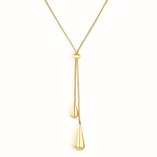 Collana lariat a cravattino con doppi pendenti a goccia in acciaio placcato oro 18K.